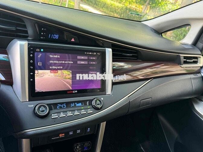 Toyota Innova 2019 Venturer - 10123 km