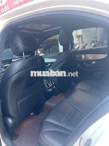 Mercedes Benz C Class 2016 C300 AMG - 110000 km