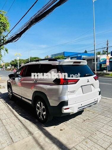Mitsubishi Xpander Cross 2024 - 6700 km