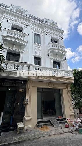 Bán nhà mới căn góc cạnh công viên VIP rất hiếm, 5m*11m 4 tầng