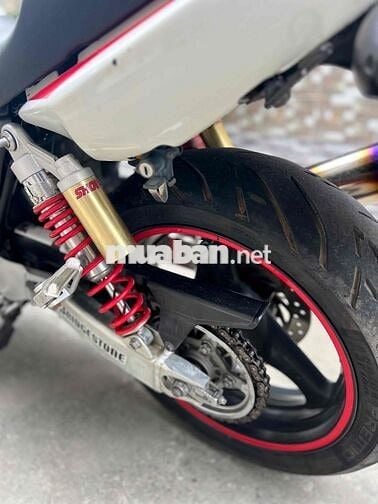 Honda CB400 Revo Trắng Đỏ bản đặc biệt phanh ABS