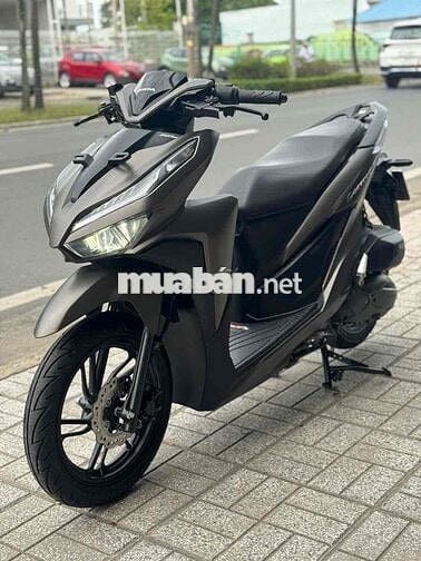 Vario 150 đời 2021 màu Vàng cát biển 67