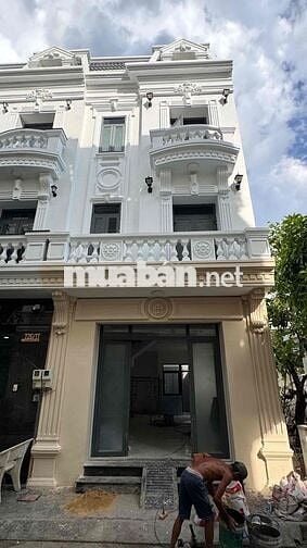 Bán nhà mới căn góc cạnh công viên VIP rất hiếm, 5m*11m 4 tầng