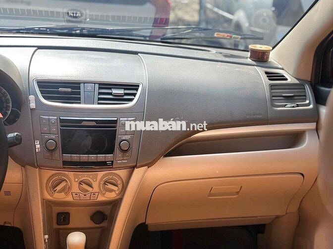 Suzuki Ertiga 2014 1.4L Vàng cát