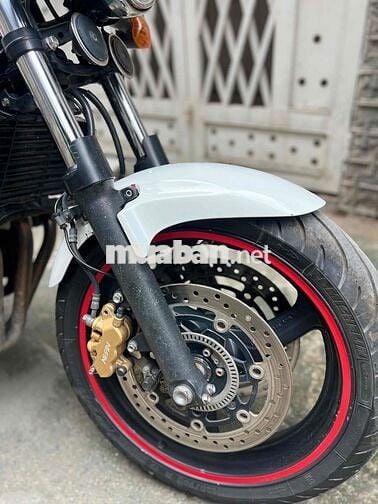 Honda CB400 Revo Trắng Đỏ bản đặc biệt phanh ABS