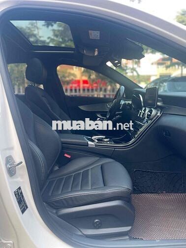 Mercedes Benz C Class 2016 C300 AMG - 110000 km