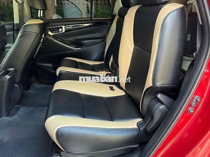 Toyota Innova 2019 Venturer - 10123 km