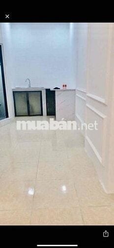 🏠 Nhà cho thuê p7 q8 mới sơn sửa mới 💯 hẻm 3 gác tới nhà  🧭 Hướng ; Đô