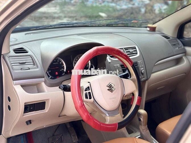 Suzuki Ertiga 2014 1.4L Vàng cát