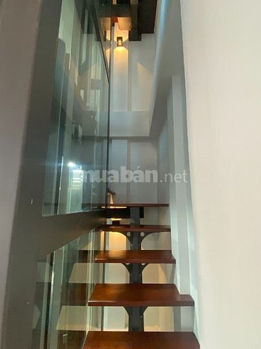 CHO THUÊ NHÀ NGUYÊN CĂN MẶT ĐƯỜNG - 5 TẦNG - 31M2 - CÓ THANG MÁY