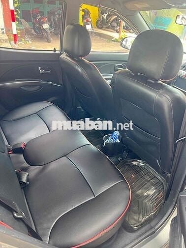 Kia Morning 2011 Trắng 5 chỗ