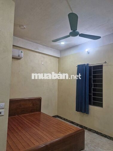 phòng trọ mặt đường ngõ 99,Định công hạ Sân bóng định công