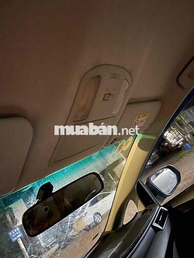 Toyota Innova 2.0E  Xe Gia đình đi ít