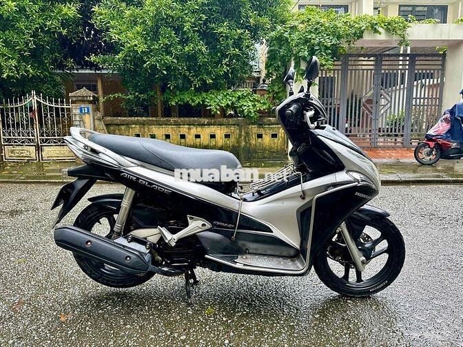 AB 2012 xe đẹp máy êm ***