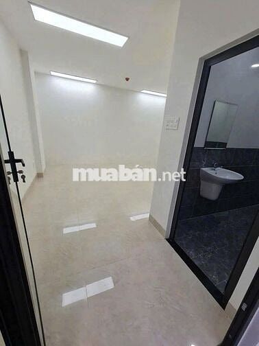 SIÊU PHẨM NHÀ ĐẸP - 20A Hoa Lan, P.7, Q.PN - 4.5x18m - 3 Lầu - 5PN