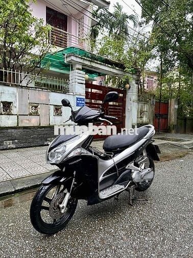 AB 2012 xe đẹp máy êm ***