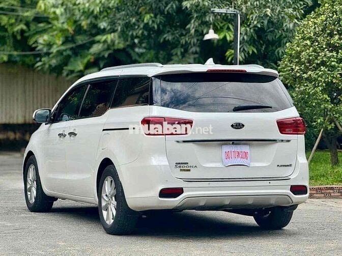 Kia Sedona 2019 2.2 DAT Luxury - 87000 km