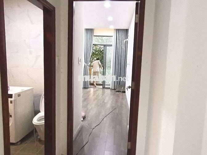 Hơn 5 Tỷ, Nhà 3 Tầng 60m2 Sát MT Xe Hơi Tránh, Phù Hợp Gia Đình An Cư