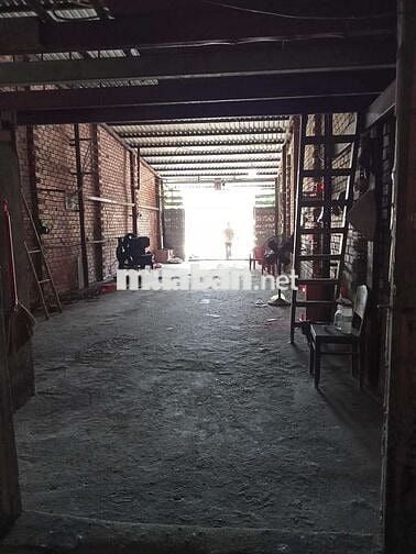 Cho thuê nhà ở, kho xưởng ở ấp 4 Đông Thạnh