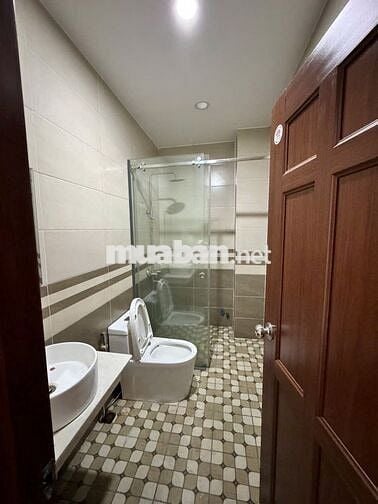 Cho thuê nhà mới 216m2 - Phan Văn Trị Bình Thạnh