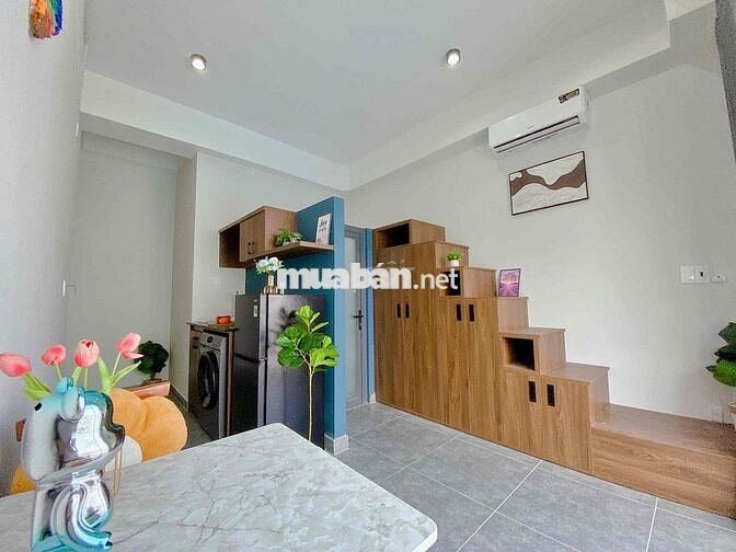 STUDIO NHỎ GỌN FULL NỘI THẤT CÓ BAN CÔNG SIÊU THOÁNG NGAY AEON MALL