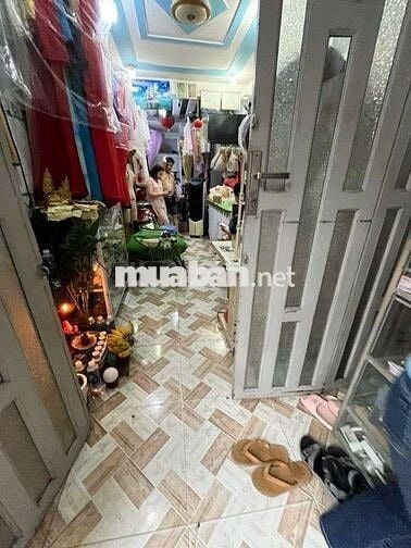 Bán gấp nhà 25m2,2 tầng sổ hồng riêng, 3,69 tỷ, đường Huỳnh Tấn Phát,