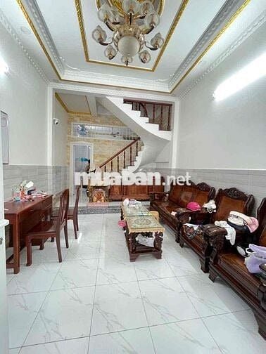 Nhà trệt 2 lầu full nội thất  - Thuận tiện kinh doanh