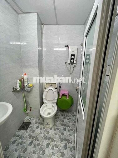 Nhà trệt 2 lầu full nội thất  - Thuận tiện kinh doanh