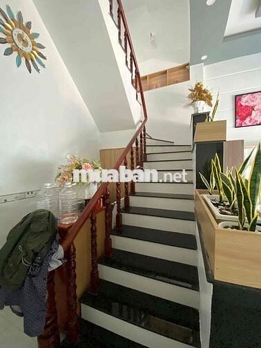 🌻C.G - CHO THUÊ NHÀ TRỆT 2 LẦU HẺM 182 ĐƯỜNG TRẦN HƯNG ĐẠO