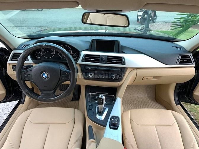 Đổi xe điện bán BMW 320i SX2012 chính chủ, xe được chăm sóc kỹ, ít đi
