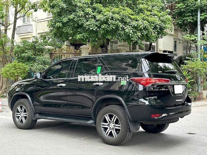 Toyota Fortuner 2024 2.4L 4x2 sx 2024 màu đen