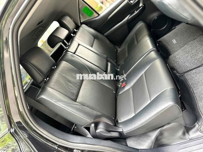 Toyota Fortuner 2024 2.4L 4x2 sx 2024 màu đen