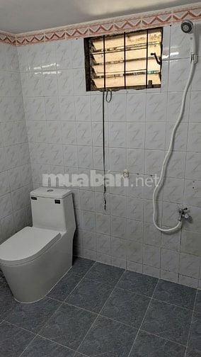 CHO THUÊ NHÀ NGUYÊN CĂN 114M² – HẺM Ô TÔ – GẦN KHU CHẾ XUẤT LINH TRUNG