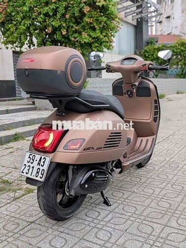 GTS SuperTech 300 HPE Màu Nâu 11/2019