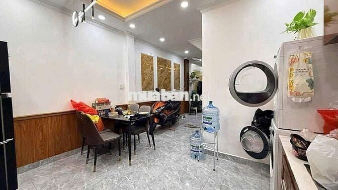 BIỆT THỰ 124M2 - SANG TRỌNG - GIÁ TỐT - TÂN SƠN NHÌ TÂN PHÚ