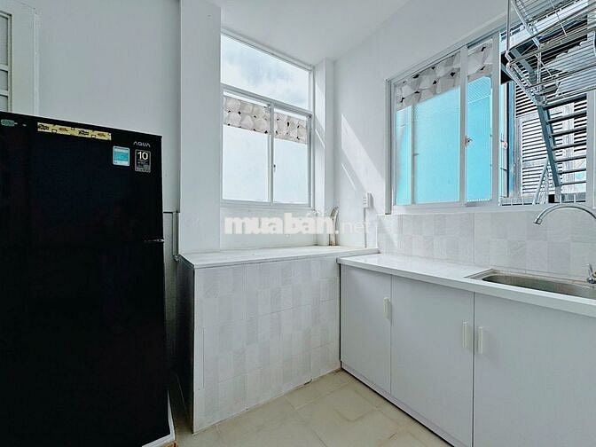 Phòng 80/ Dương Quảng Hàm P5 Gò Vấp 30m2 FNT cao cấp. Giá 5 triệu