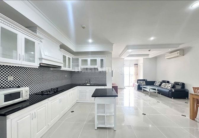 Bán căn hộ chung cư Ngô Gia Tự, Q10, 70m2, 2PN, 3.5 tỷ