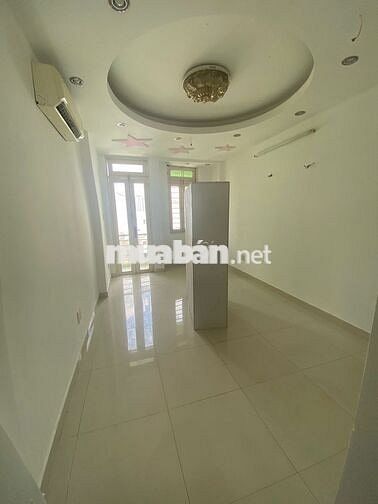 Chính chủ cho thuê HXH Nguyễn Văn Nghi - ĐH Công Nghiệp - 4 Lầu