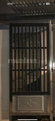 Cho thuê phòng trọ mới 100%, mặt tiền hẻm, có sân riêng