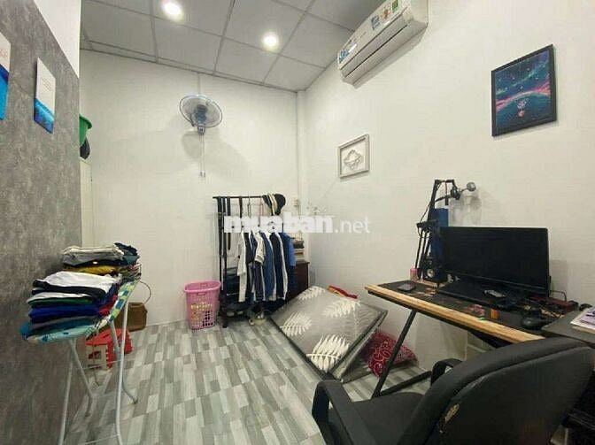 🏘️ Đẹp - 1 / Đường 4m Thông - Cách Vài Bước  Ra Mặt Tiền- Nguyễn Sơn