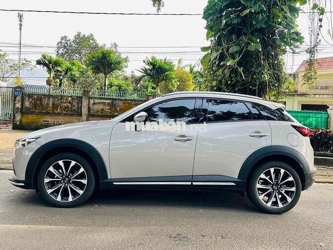 Mazda CX 3 2022 Luxury 1.5 AT - 10000 km