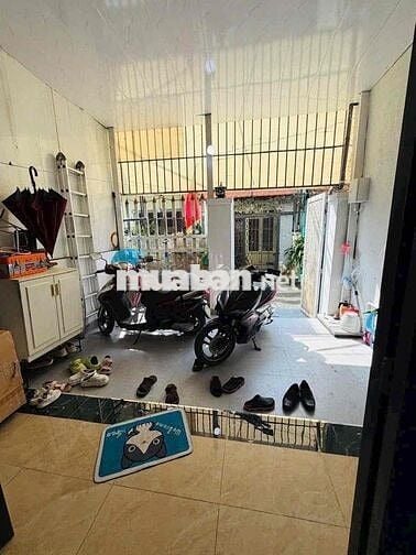 🟢Chủ gửi  Giảm ngay 200trieu  Dt: 4,3*15m trệt lầu Giáp chợ Cầu Đồng C