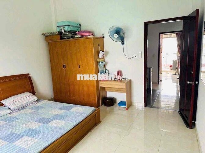 🟢Chủ gửi  Giảm ngay 200trieu  Dt: 4,3*15m trệt lầu Giáp chợ Cầu Đồng C