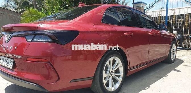 VinFast Lux 2020 2.0 AT - 61000 km