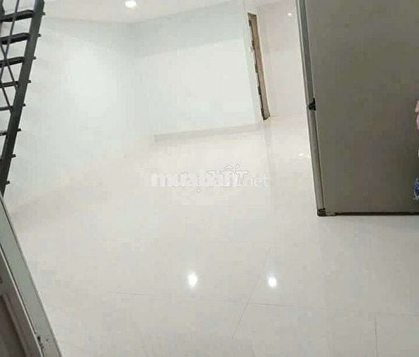 Cho thuê nhà mới xây vào ở ngay chỉ 6tr có bớt gần chợ Hiệp Bình