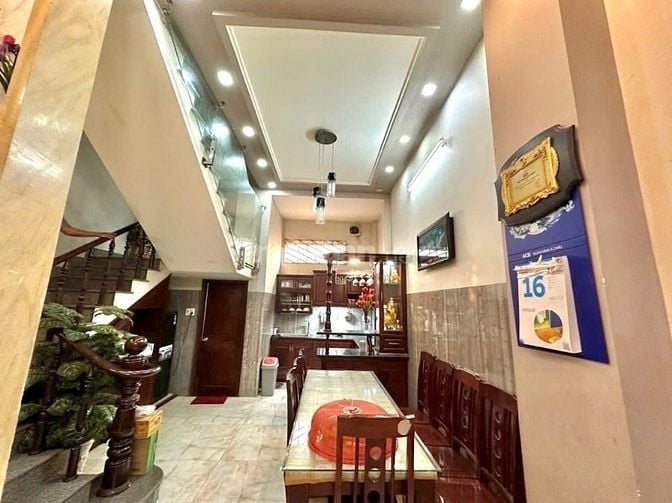 Nhà HXH Huỳnh Tấn Phát - 5 x 18m - gần KDC Nam Long - 4 tầng BTCT