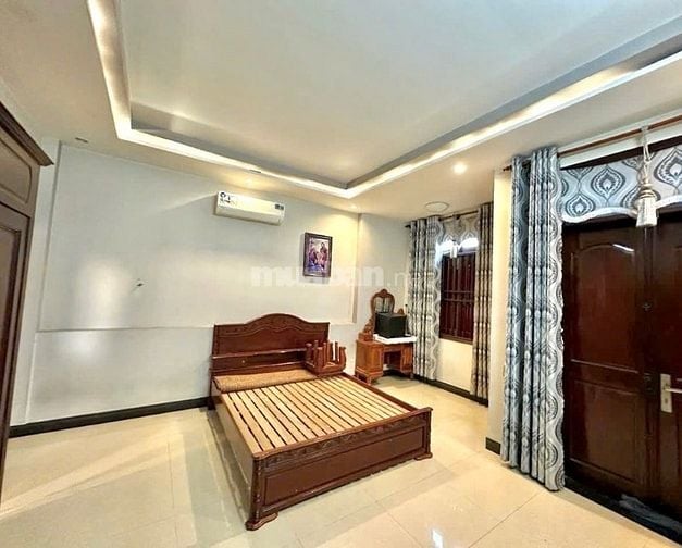 Nhà HXH Huỳnh Tấn Phát - 5 x 18m - gần KDC Nam Long - 4 tầng BTCT