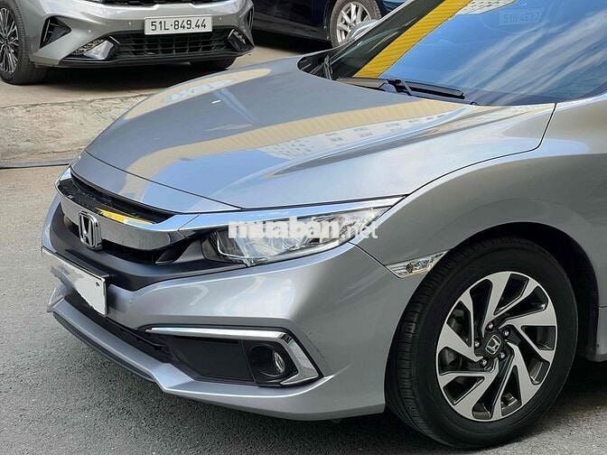 Honda Civic 2019 E 1.8 28000 km