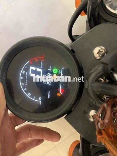 GPX Legend 150 FI Xám 20000 km