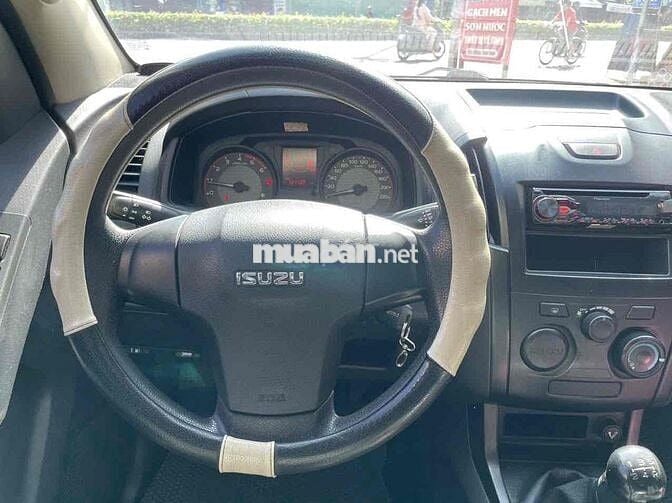 Isuzu Mu X 2017 2.5 4X2 MT - 101000 km